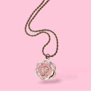 💞CHANEL Signature Camellia Flower Pendant 20" Necklace • PINK & GOLD • 1.18" d.